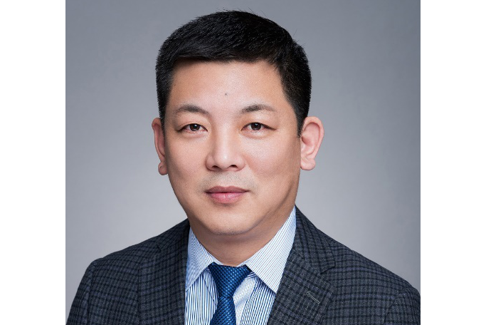 王福(大連醫科大學口腔醫學院副院長) 王福(大連醫科大學口腔醫學院副院長)