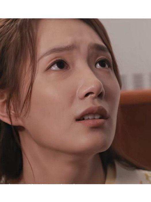 關婷婷(電視劇《女巡特警之蜂鳥突擊隊》中角色) 關婷婷(電視劇《女巡特警之蜂鳥突擊隊》中角色)