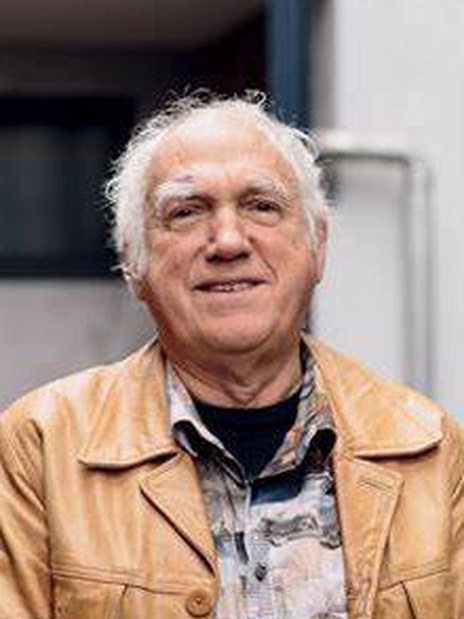 羅傑·沃克(Roger Walker) 羅傑·沃克(Roger Walker)