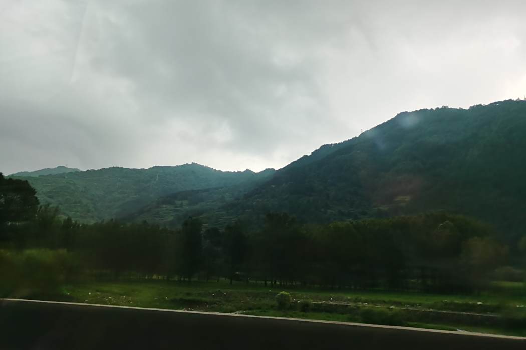 雨合山路 雨合山路