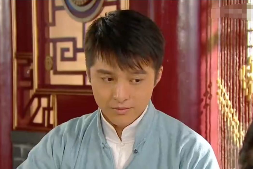萬卓楠 萬卓楠
