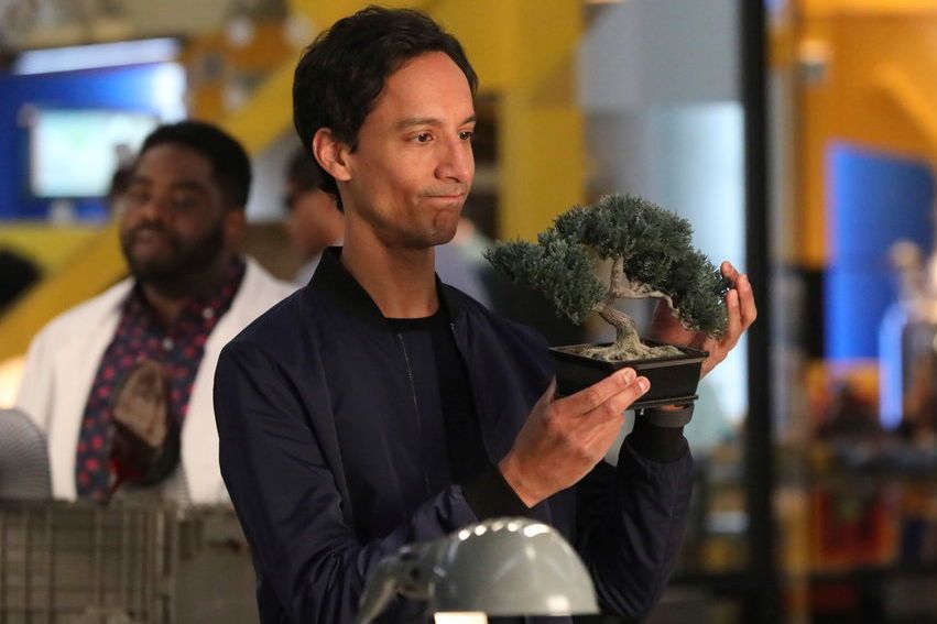 丹尼·朴迪(Danny Pudi) 丹尼·朴迪(Danny Pudi)