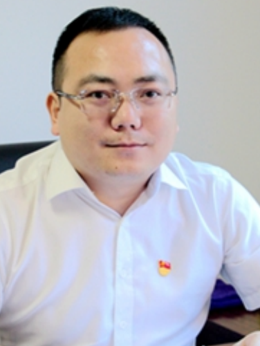 許國慶(四川省瀘州市瀘縣經濟信息科技局黨組書記、局長) 許國慶(四川省瀘州市瀘縣經濟信息科技局黨組書記、局長)