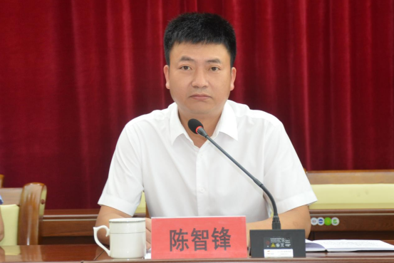 陳智鋒(泉州市安溪縣虎邱鎮黨委書記) 陳智鋒(泉州市安溪縣虎邱鎮黨委書記)