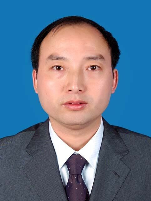嚴永平(四川省若爾蓋縣委常委) 嚴永平(四川省若爾蓋縣委常委)