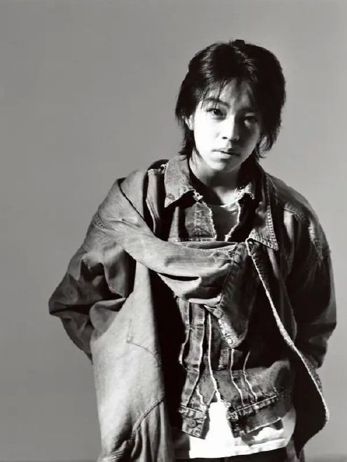 YOSHI(日本歌手)