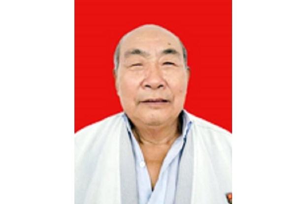 李存德(大理州彌渡縣彌城鎮紅星村委會農家書屋管理員) 李存德(大理州彌渡縣彌城鎮紅星村委會農家書屋管理員)