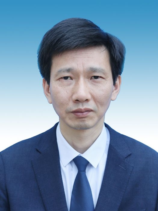 向斌(江西省九江市都昌縣行政審批局黨組書記) 向斌(江西省九江市都昌縣行政審批局黨組書記)