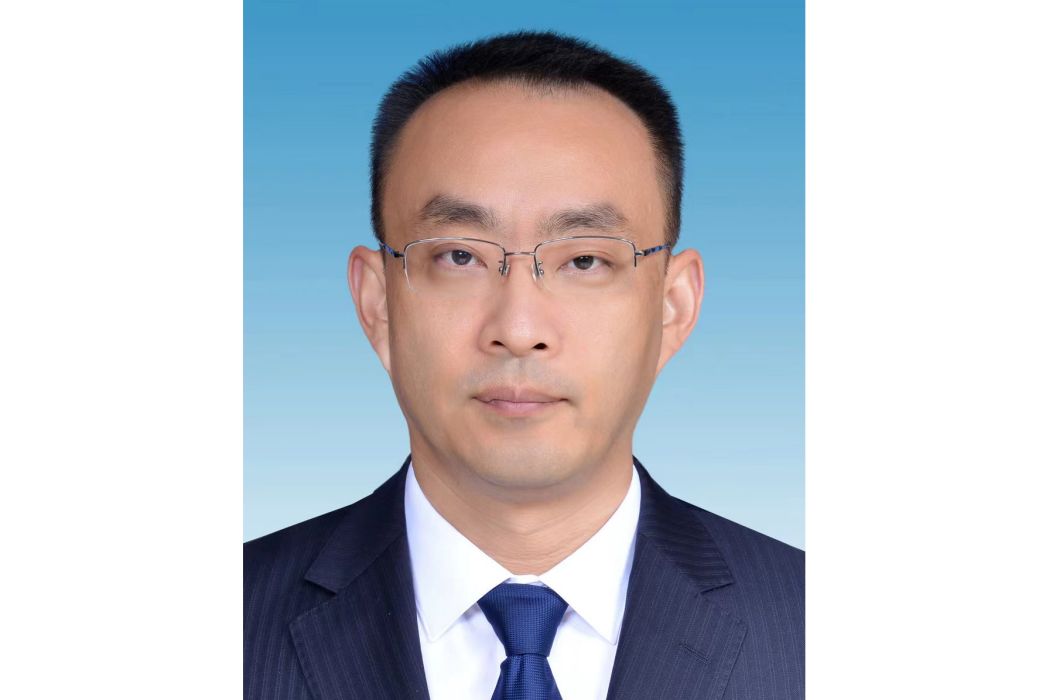 陳銀鵬(山東省東營市廣饒縣委副書記,縣政府黨組書記、縣長) 陳銀鵬(山東省東營市廣饒縣委副書記,縣政府黨組書記、縣長)