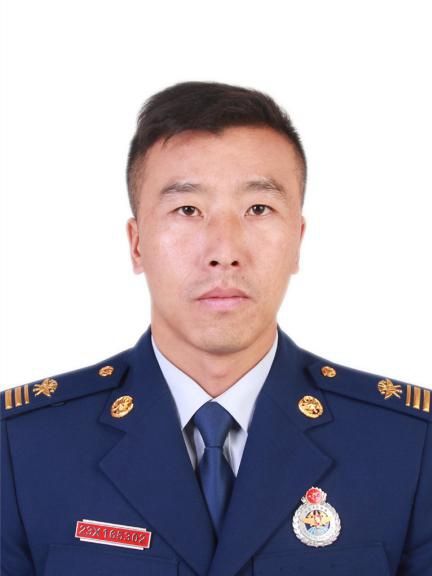 白雲平(四川省綿陽市涪城區長虹大道消防救援站站長助理) 白雲平(四川省綿陽市涪城區長虹大道消防救援站站長助理)