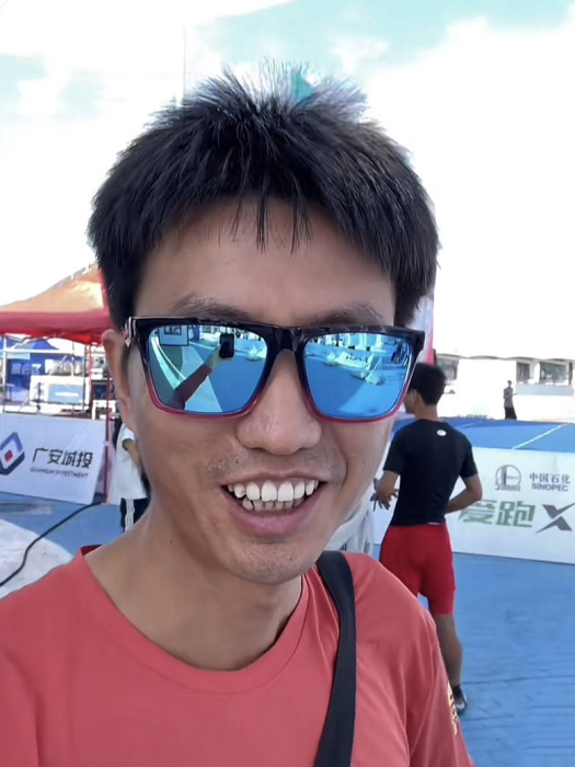 李揚(中國馬拉松和越野賽愛好者) 李揚(中國馬拉松和越野賽愛好者)