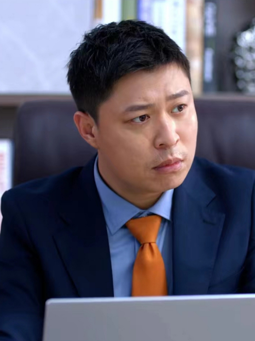 李乃東(情景劇《萬春逗笑社》中的虛構角色) 李乃東(情景劇《萬春逗笑社》中的虛構角色)