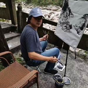 李秋平