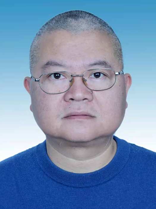 方清華(福建省漳州市華安縣庫區移民服務中心副主任、縣水利局黨組成員) 方清華(福建省漳州市華安縣庫區移民服務中心副主任、縣水利局黨組成員)