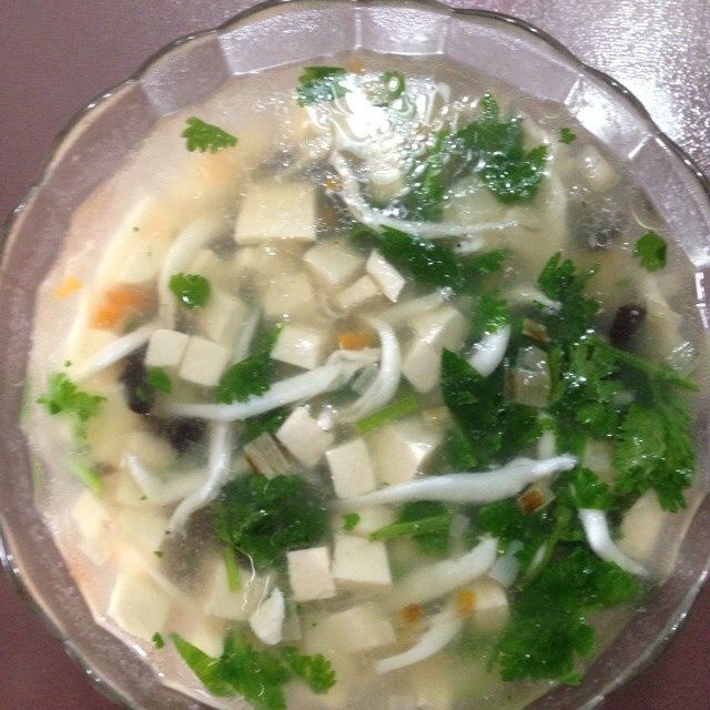 銀魚豆腐湯 銀魚豆腐湯