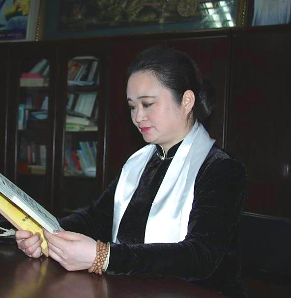 王毅君(中國書法家) 王毅君(中國書法家)
