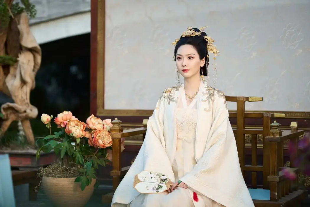 寧王妃(電視劇《花間一傾城》中的角色) 寧王妃(電視劇《花間一傾城》中的角色)
