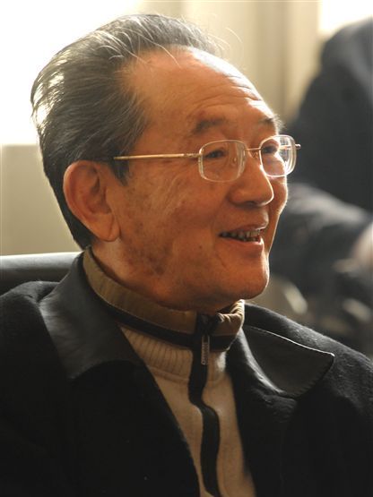 戴高齡 戴高齡