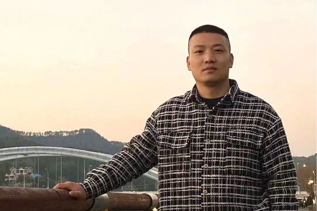 楊海林(景德鎮非遺傳人) 楊海林(景德鎮非遺傳人)
