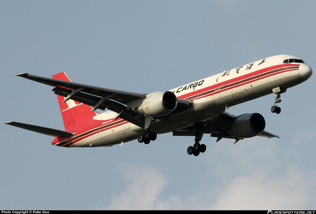 中貨航（上海國際貨航）波音757-200F貨機
