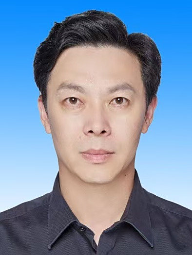 李曉峰(山東省青島市民營經濟局黨組成員、副局長) 李曉峰(山東省青島市民營經濟局黨組成員、副局長)