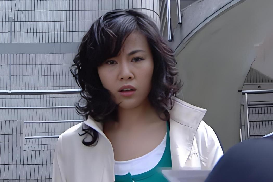 任燕(《正義使命》中的角色,由吳禎飾演) 任燕(《正義使命》中的角色,由吳禎飾演)
