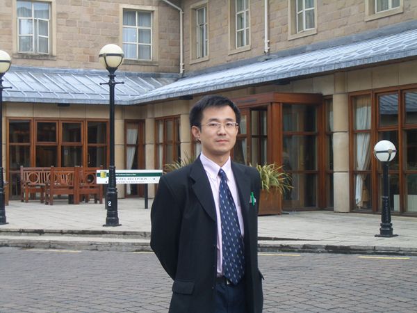 張淼(南京大學法學院副教授) 張淼(南京大學法學院副教授)
