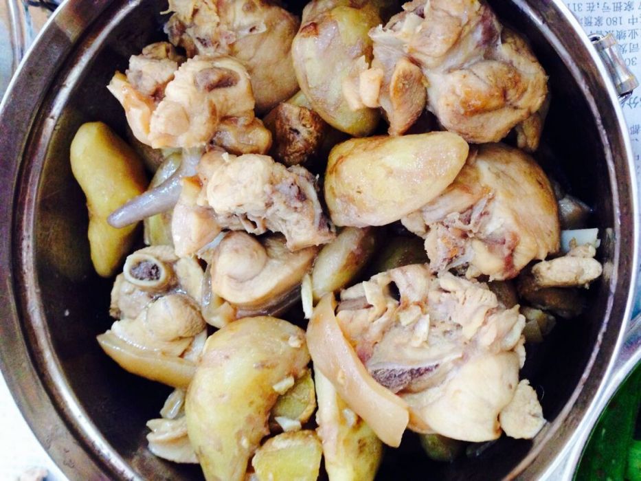 菱角燜兔肉 菱角燜兔肉