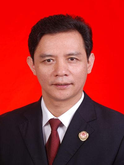 胡飛虎(湖南長沙市人民檢察院反瀆職侵權局局長) 胡飛虎(湖南長沙市人民檢察院反瀆職侵權局局長)