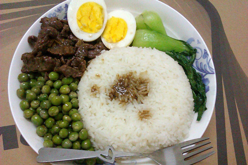 牛肉鹵飯 牛肉鹵飯