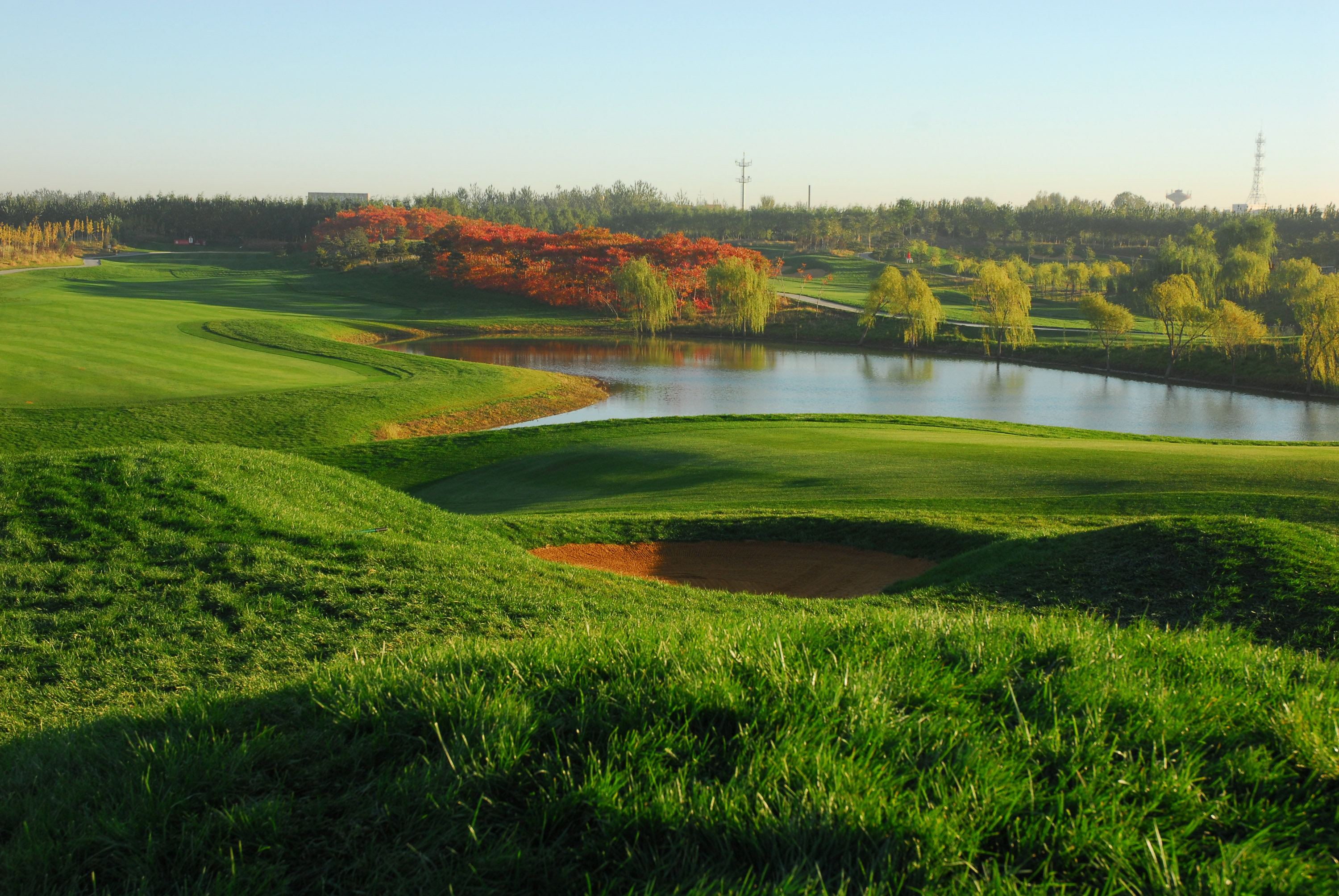全時可用的27洞國際錦標賽級高爾夫球場
