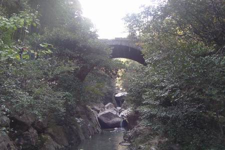 紫雲溪上的宋代古橋——麟趾橋