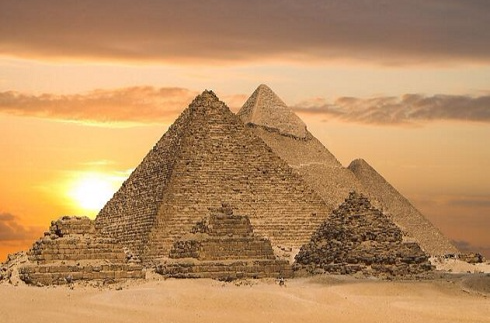 埃及金字塔未解之謎