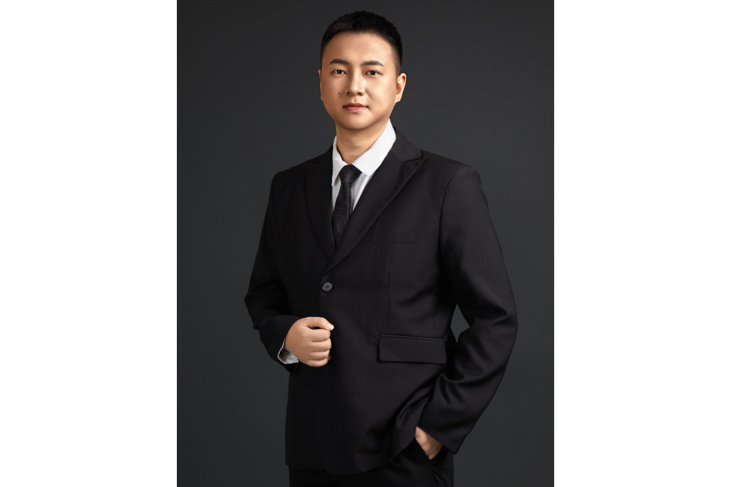 方明(杭州漢資信息科技有限公司董事長) 方明(杭州漢資信息科技有限公司董事長)