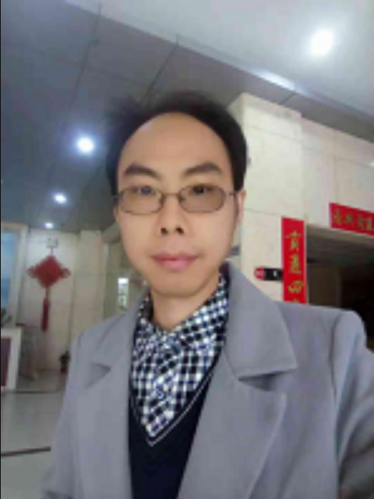 陳俊吉(福州大學廈門工藝美術學院工藝美術系教師)