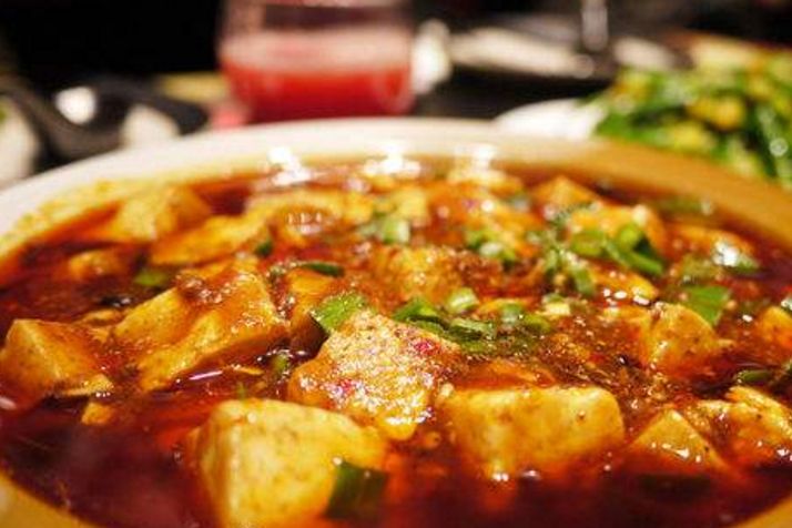 辣肉燥燒豆腐