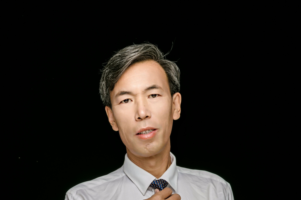 胡振江(內蒙古曲藝家協會理事、興安盟戲劇曲藝家協會副主席) 胡振江(內蒙古曲藝家協會理事、興安盟戲劇曲藝家協會副主席)