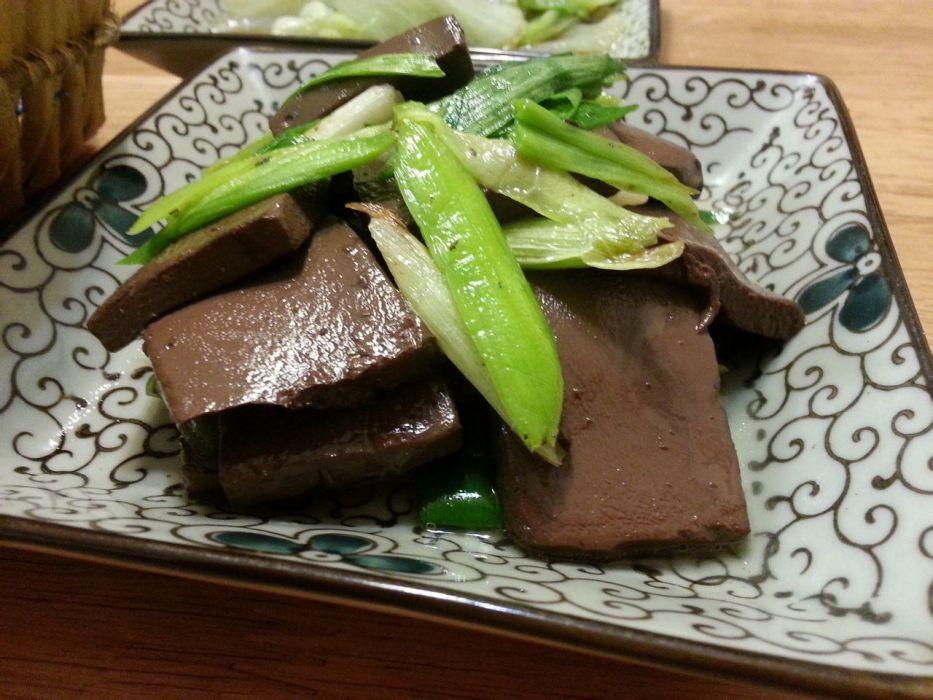 蒜苗炒鴨血 蒜苗炒鴨血