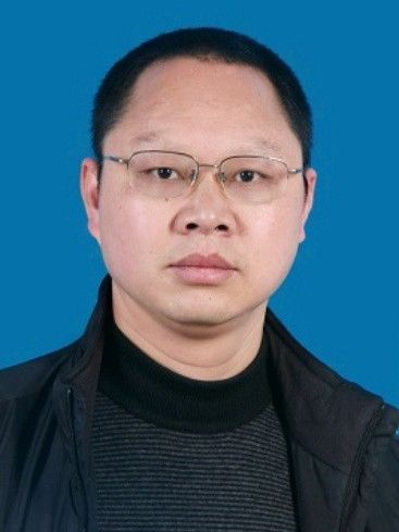張曉華(廣安市信訪局黨組成員、副局長,分管辦公室) 張曉華(廣安市信訪局黨組成員、副局長,分管辦公室)