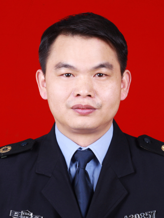 夏平(湖南省長沙市望城區市場監督管理局二級主任科員、黨組成員、副局長) 夏平(湖南省長沙市望城區市場監督管理局二級主任科員、黨組成員、副局長)