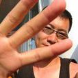 劉傳凱(小牛電動設計副總裁、國際知名的華人設計師) 劉傳凱(小牛電動設計副總裁、國際知名的華人設計師)