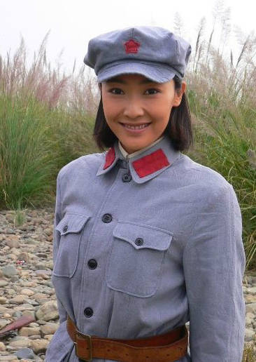 敵營十八年(敵營18年)