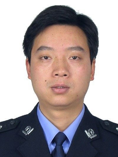 陳方華(湖南省株洲市攸縣公安局黨委委員、副局長) 陳方華(湖南省株洲市攸縣公安局黨委委員、副局長)