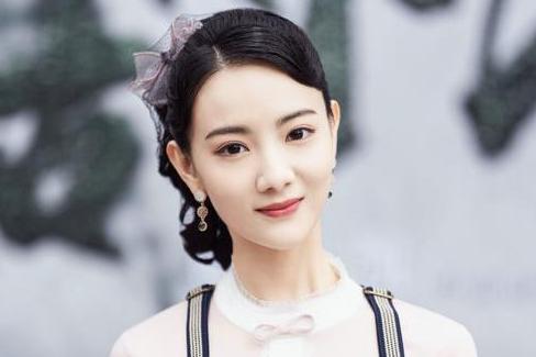 馮嵐(網路電影《津沽奇譚》中登場的虛擬人物) 馮嵐(網路電影《津沽奇譚》中登場的虛擬人物)