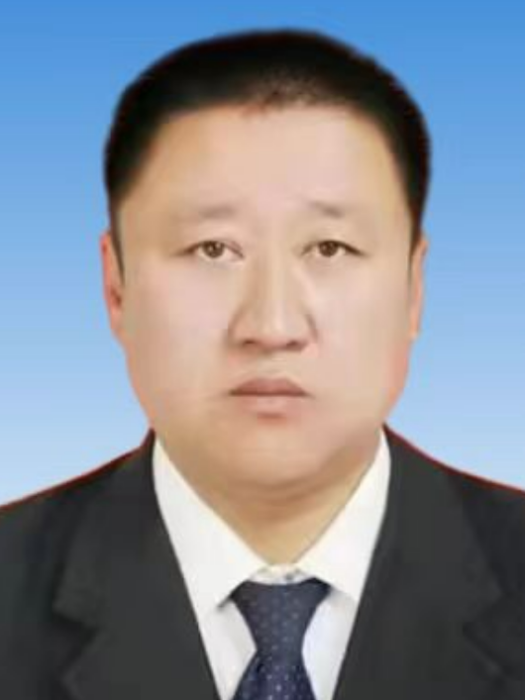 崔凱(山西省晉中市昔陽縣委常委、縣政府黨組成員) 崔凱(山西省晉中市昔陽縣委常委、縣政府黨組成員)