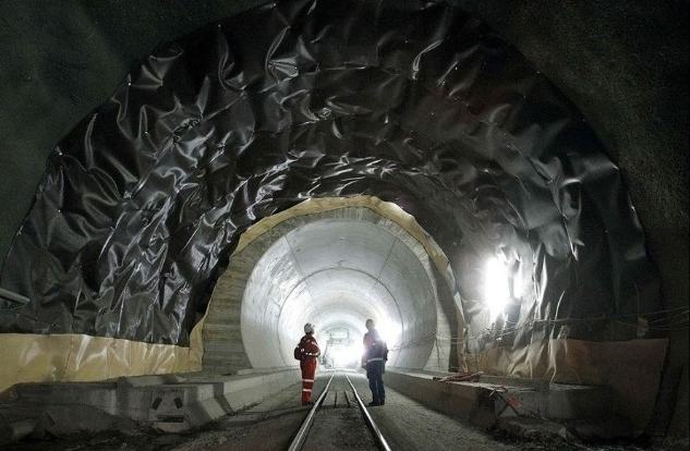 聖哥達隧道