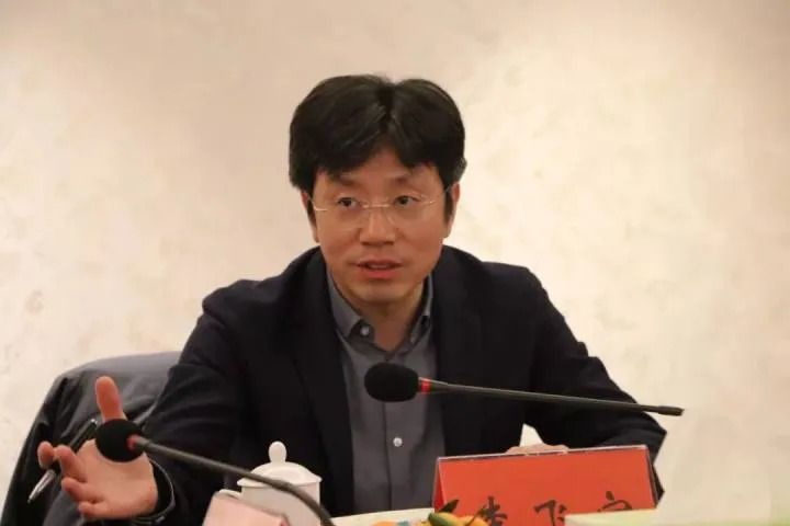 李飛宇(中國足協技術部副部長) 李飛宇(中國足協技術部副部長)
