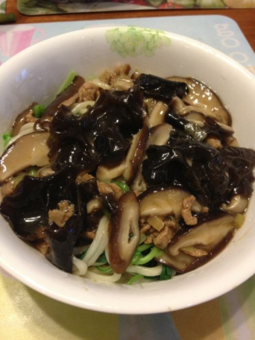 香菇臊子麵 香菇臊子麵