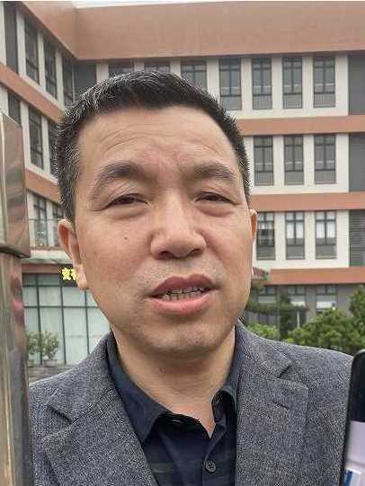 吳剛(中國企業家,華帝電子原董事長) 吳剛(中國企業家,華帝電子原董事長)