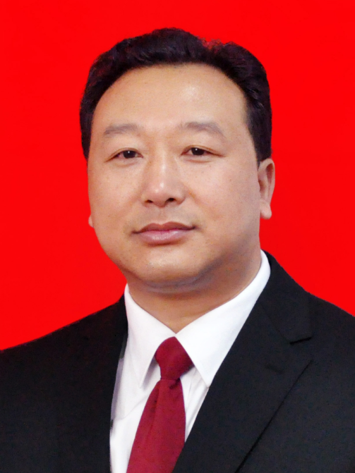 陳紅平(湖北長陽開發區工委委員、工會主席、人武部部長) 陳紅平(湖北長陽開發區工委委員、工會主席、人武部部長)